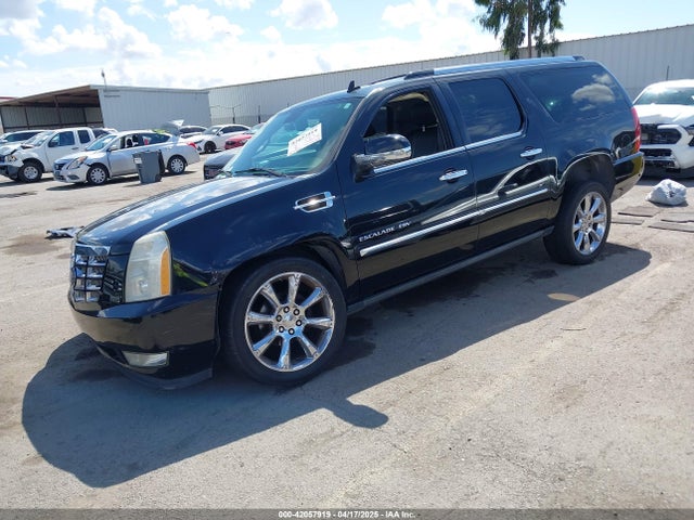 2007 CADILLAC ESCALADE ESV 1GYFK66887R338413 Photo 1