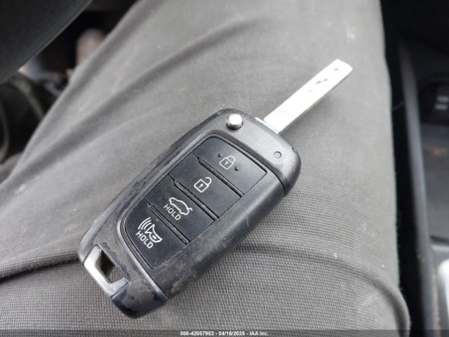 3KPC24A38KE069830 Hyundai ACCENT SE