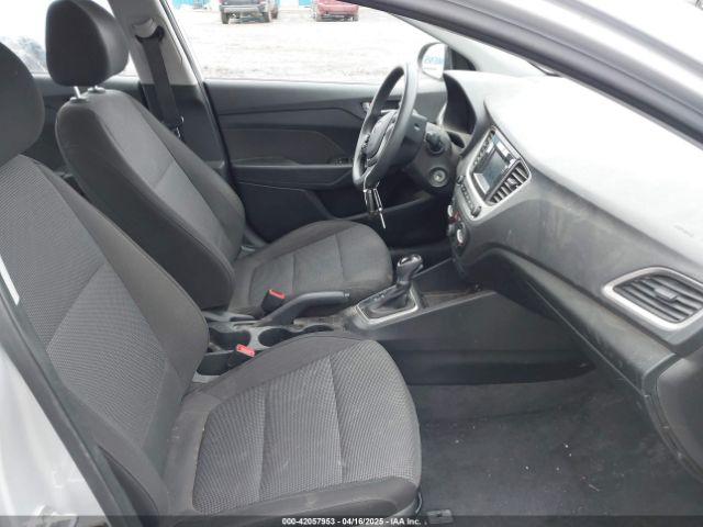 3KPC24A38KE069830 Hyundai ACCENT SE