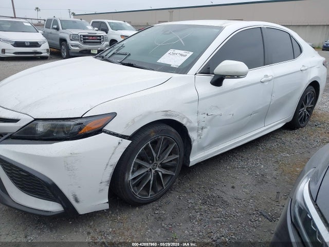4T1G11AK4NU675377 Toyota CAMRY SE