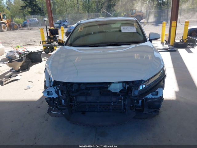 JHMZC5F38JC003207 Honda Clarity Plug-in Hybrid Touring