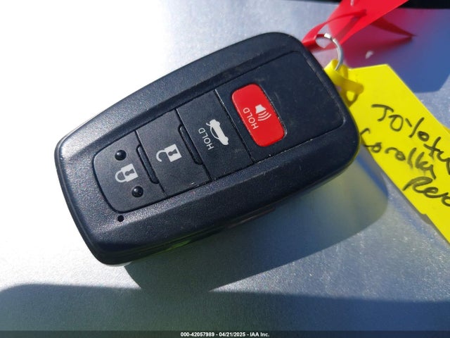 JTDEAMDE6NJ057045 Toyota Corolla Hybrid Le