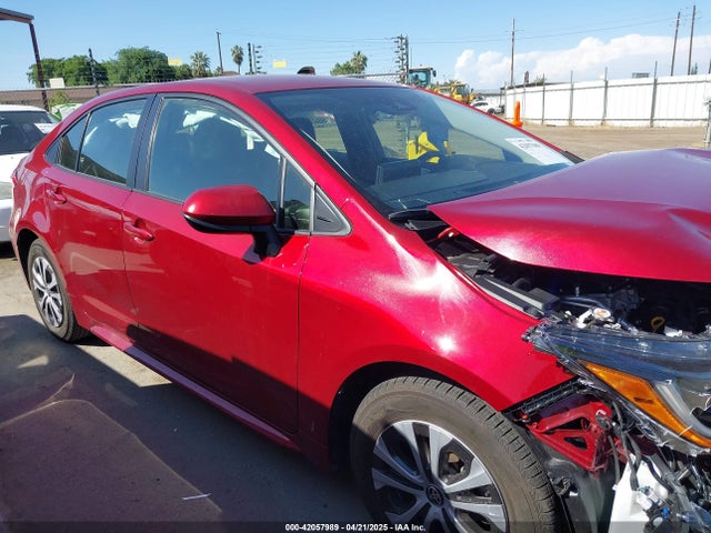 JTDEAMDE6NJ057045 Toyota Corolla Hybrid Le
