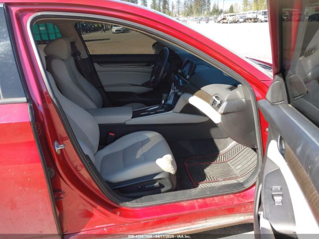 1HGCV1F92JA013971 Honda Accord Touring