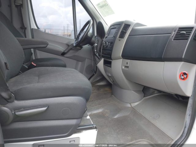 WD3PE7CD1HP572926 Mercedes-Benz Sprinter 2500 Standard Roof V6
