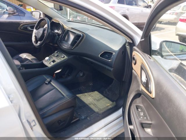 2015 CHRYSLER 200 1C3CCCCGXFN682206 Photo 4