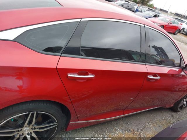 1HGCV2F98NA005451 Honda Accord Touring