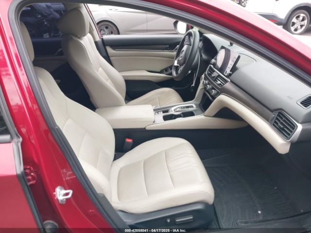 1HGCV2F98NA005451 Honda Accord Touring