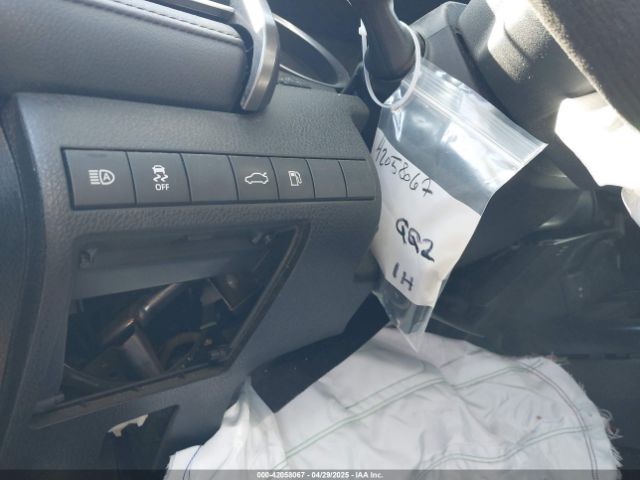 4T1B11HK5JU527586 Toyota CAMRY LE
