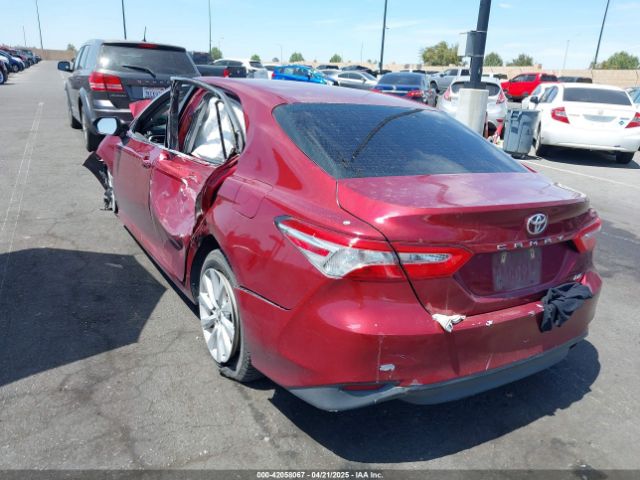 4T1B11HK5JU527586 Toyota CAMRY LE