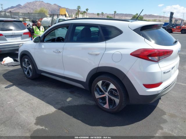 KM8J33A25HU565910 Hyundai Tucson Value