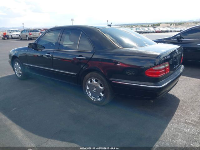 2000 MERCEDES-BENZ E 320 WDBJF65J0YB019511 Photo 2
