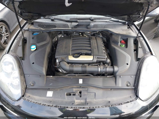 WP1AA2A21JKA07525 Porsche Cayenne Platinum Edition