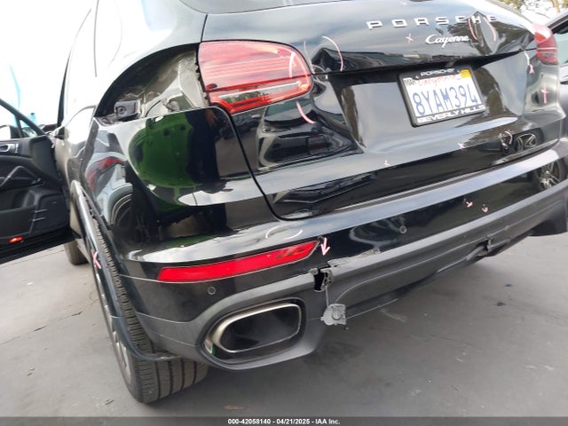 WP1AA2A21JKA07525 Porsche Cayenne Platinum Edition