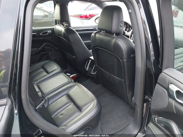 WP1AA2A21JKA07525 Porsche Cayenne Platinum Edition