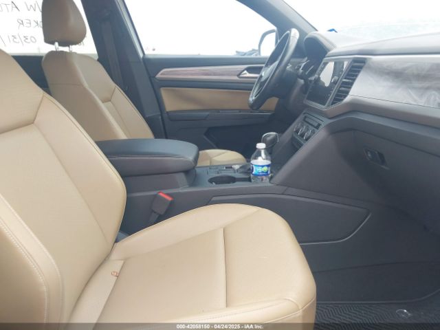 1V25C2CA5LC225660 Volkswagen Atlas Cross Sport 2.0t Se W/technology/2.0t Se W/technology R-line