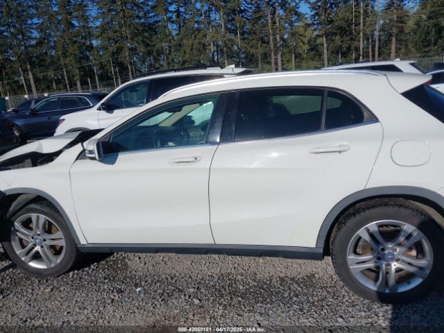 WDCTG4EB2FJ122401 Mercedes-Benz GLA 250