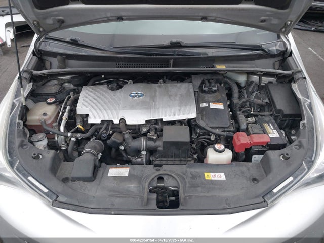 Toyota Prius Two 2016 JTDKBRFU6G3529026 Image 10