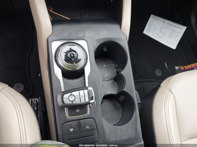1FMCU0H62LUB20143 Ford 2020