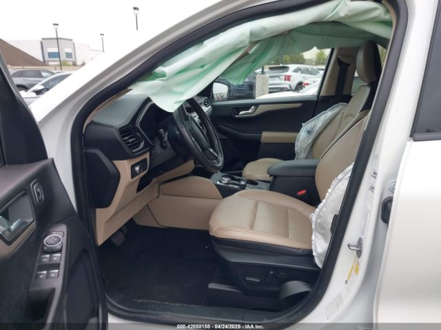 1FMCU0H62LUB20143 Ford 2020