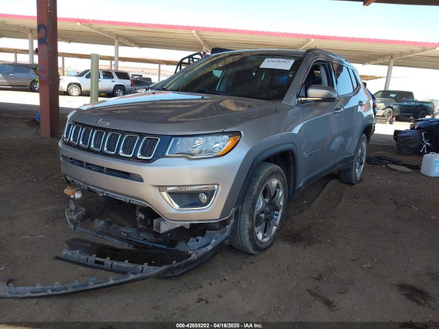 Jeep 2019 2019 3C4NJDCB8KT791262 Image 2