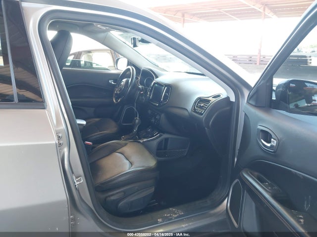 Jeep 2019 2019 3C4NJDCB8KT791262 Image 5