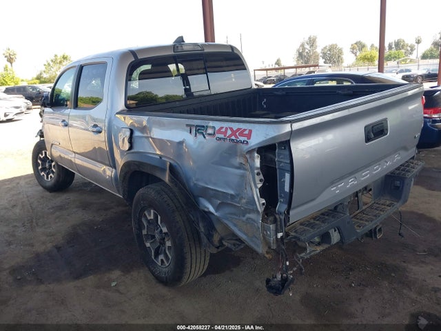5TFCZ5AN1HX112125 Toyota Tacoma Trd Off Road