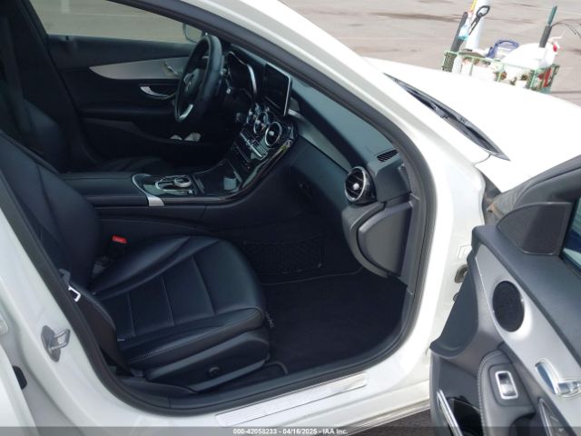 2018 MERCEDES-BENZ C 300 55SWF4JB2JU258957 Photo 4