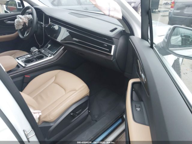 2025 AUDI Q7 WA1ACBF70SD001585 Photo 4