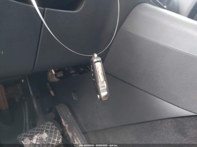 WVGBV7AX3GW519044 Volkswagen TIGUAN SE