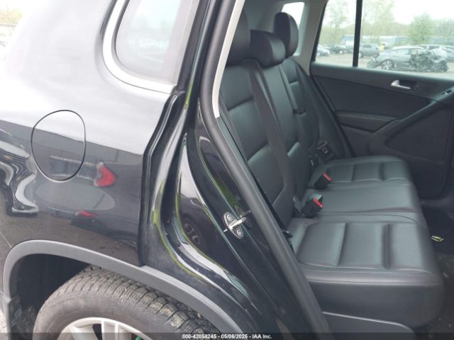 WVGBV7AX3GW519044 Volkswagen TIGUAN SE