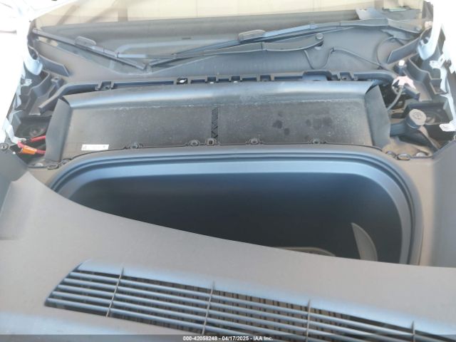 2024 TESLA MODEL Y 7SAYGAEEXRF988561 Photo 9