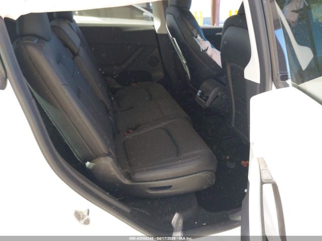 2024 TESLA MODEL Y 7SAYGAEEXRF988561 Photo 7