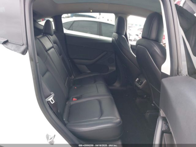 2021 TESLA MODEL Y 5YJYGDEE1MF094357 Photo 7