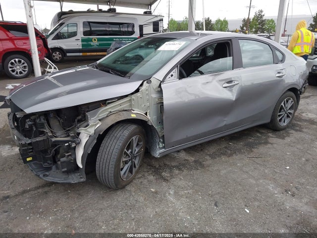 3KPF24AD3PE673282 KIA Forte Lxs