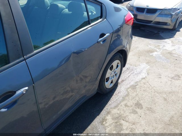 KNAFX4A60G5593661 KIA FORTE LX