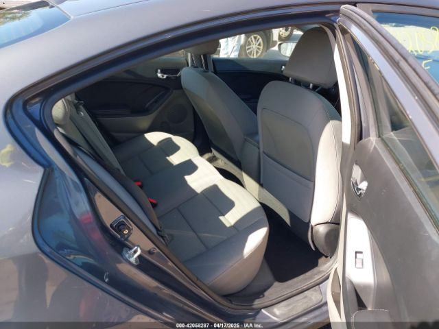 KNAFX4A60G5593661 KIA FORTE LX