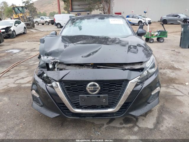 1N4BL4BV2KN317158 Nissan Altima 2.5 S