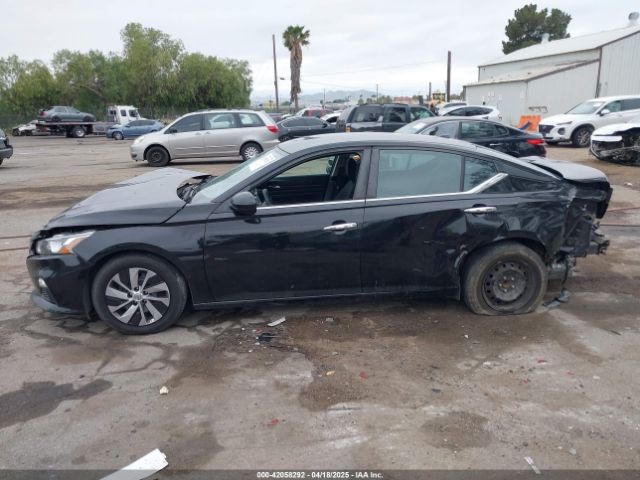 1N4BL4BV2KN317158 Nissan Altima 2.5 S