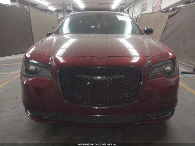 2C3CCAAG8KH728870 Chrysler 300 Touring