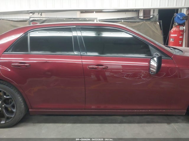 2C3CCAAG8KH728870 Chrysler 300 Touring