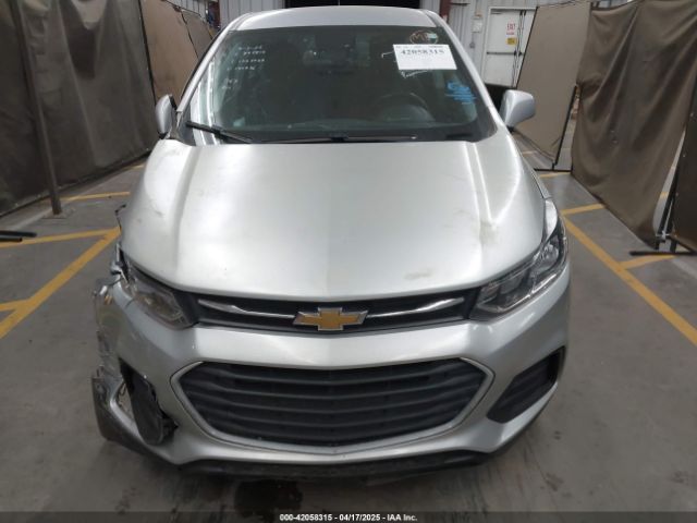 3GNCJKSB1LL137936 Chevrolet Trax Fwd Ls