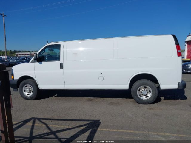 1GCWGBFP2M1258770 Chevrolet Express Cargo Rwd 2500 Extended Wheelbase Wt