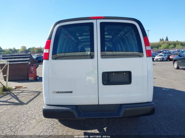 1GCWGBFP2M1258770 Chevrolet Express Cargo Rwd 2500 Extended Wheelbase Wt