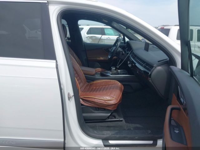 2017 AUDI Q7 WA1LAAF77HD031992 Photo 4