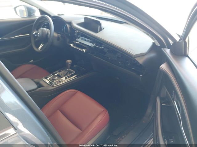 3MVDMBCM0RM641917 Mazda Cx-30 2.5 S Carbon Edition