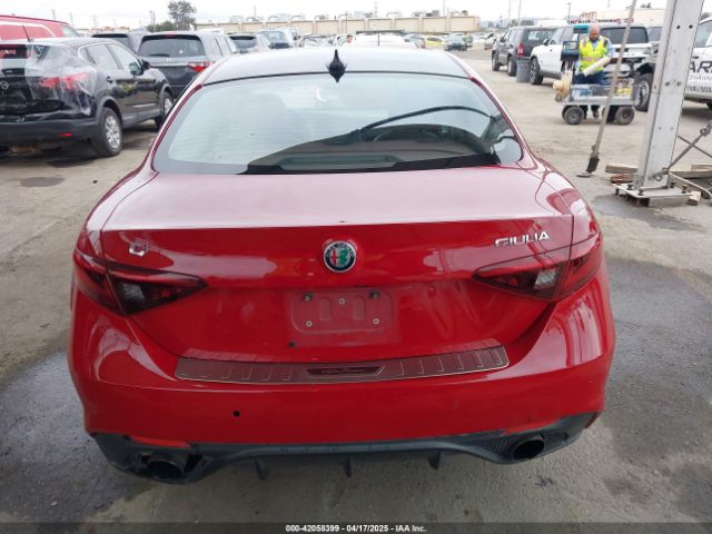 ZARFAEDN1H7548785 Alfa Romeo Giulia Awd