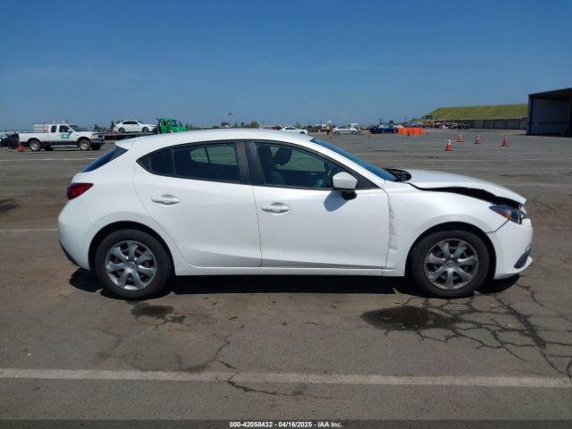 3MZBM1K72FM156055 Mazda Mazda3 I Sport