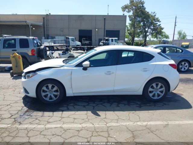 3MZBM1K72FM156055 Mazda Mazda3 I Sport