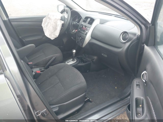 3N1CN7AP8HL817771 Nissan 2017